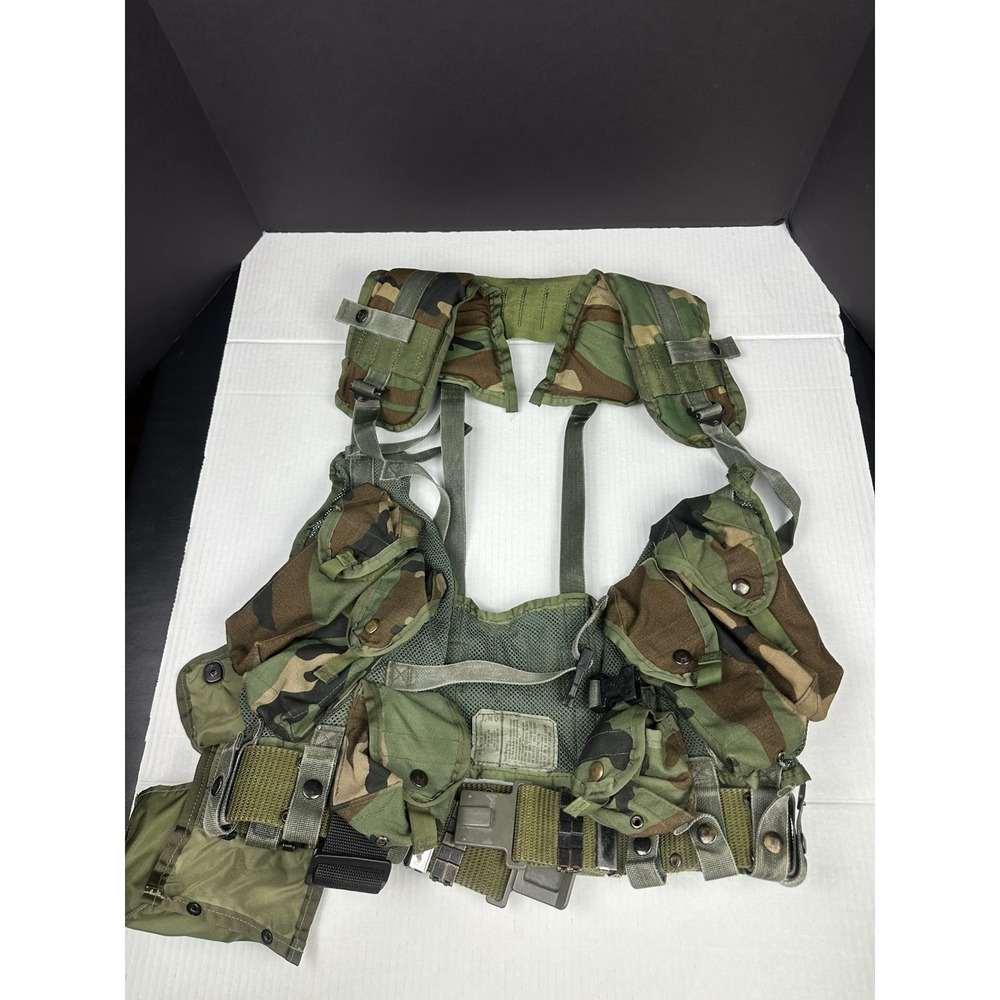 Vintage U.S. Military LBV Tactical Load Bearing Vest w/ Web Belt Medium USGI